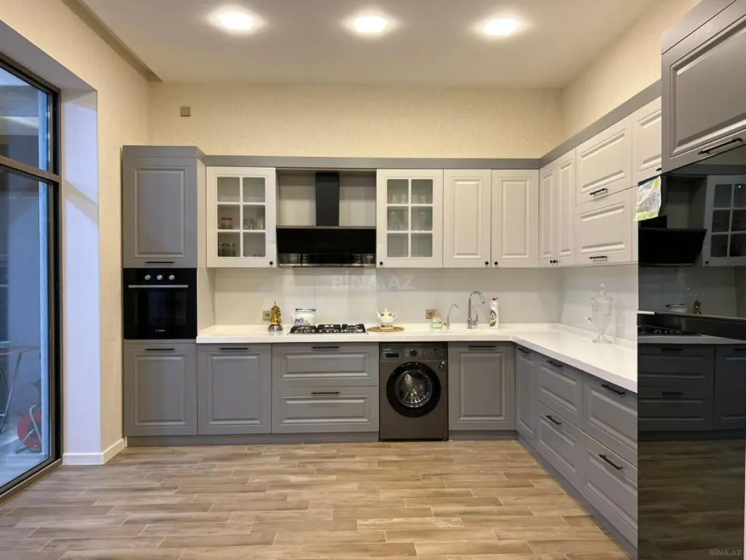 Kirayə verilir 4 otaqlı həyət evi 250 m²