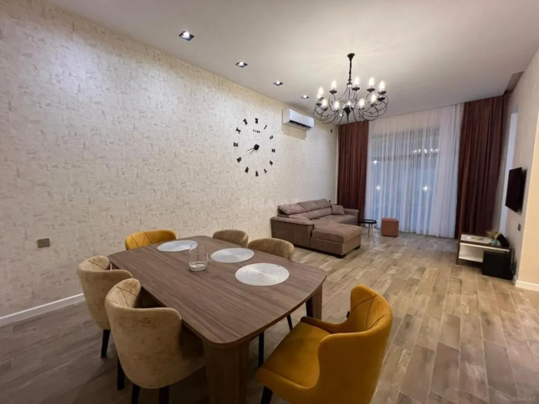 Kirayə verilir 4 otaqlı həyət evi 250 m²