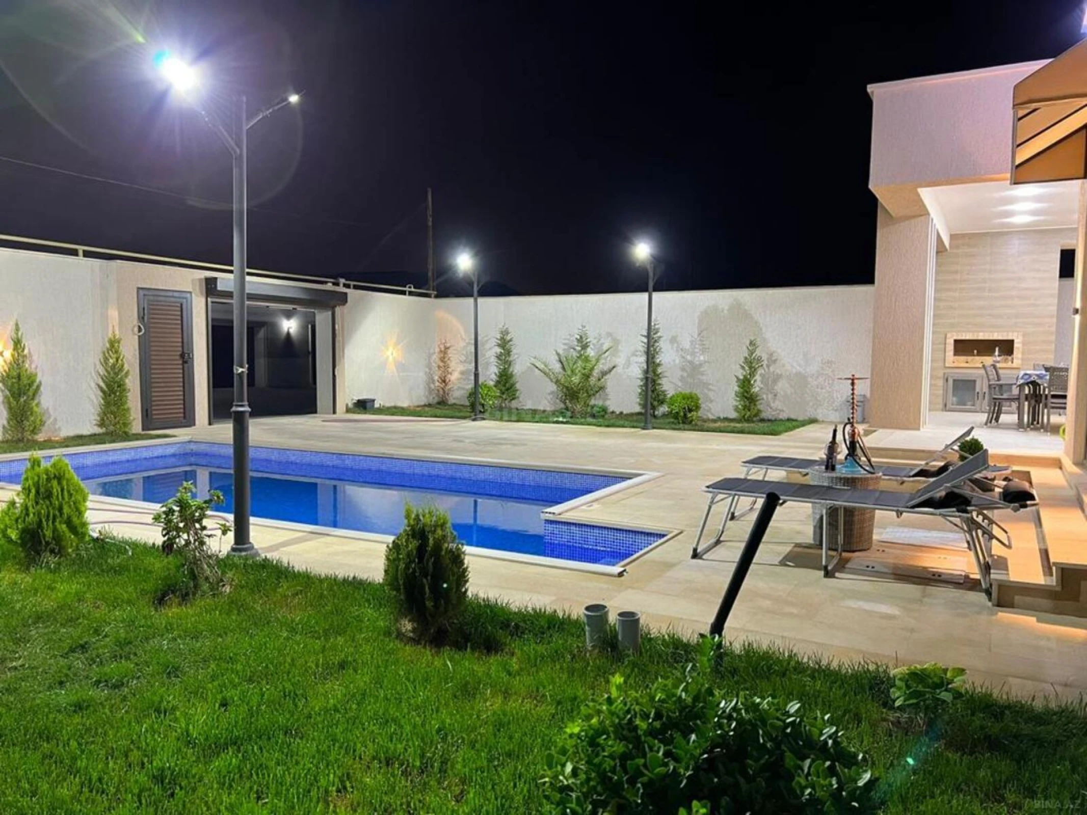 Kirayə verilir 4 otaqlı həyət evi 250 m²