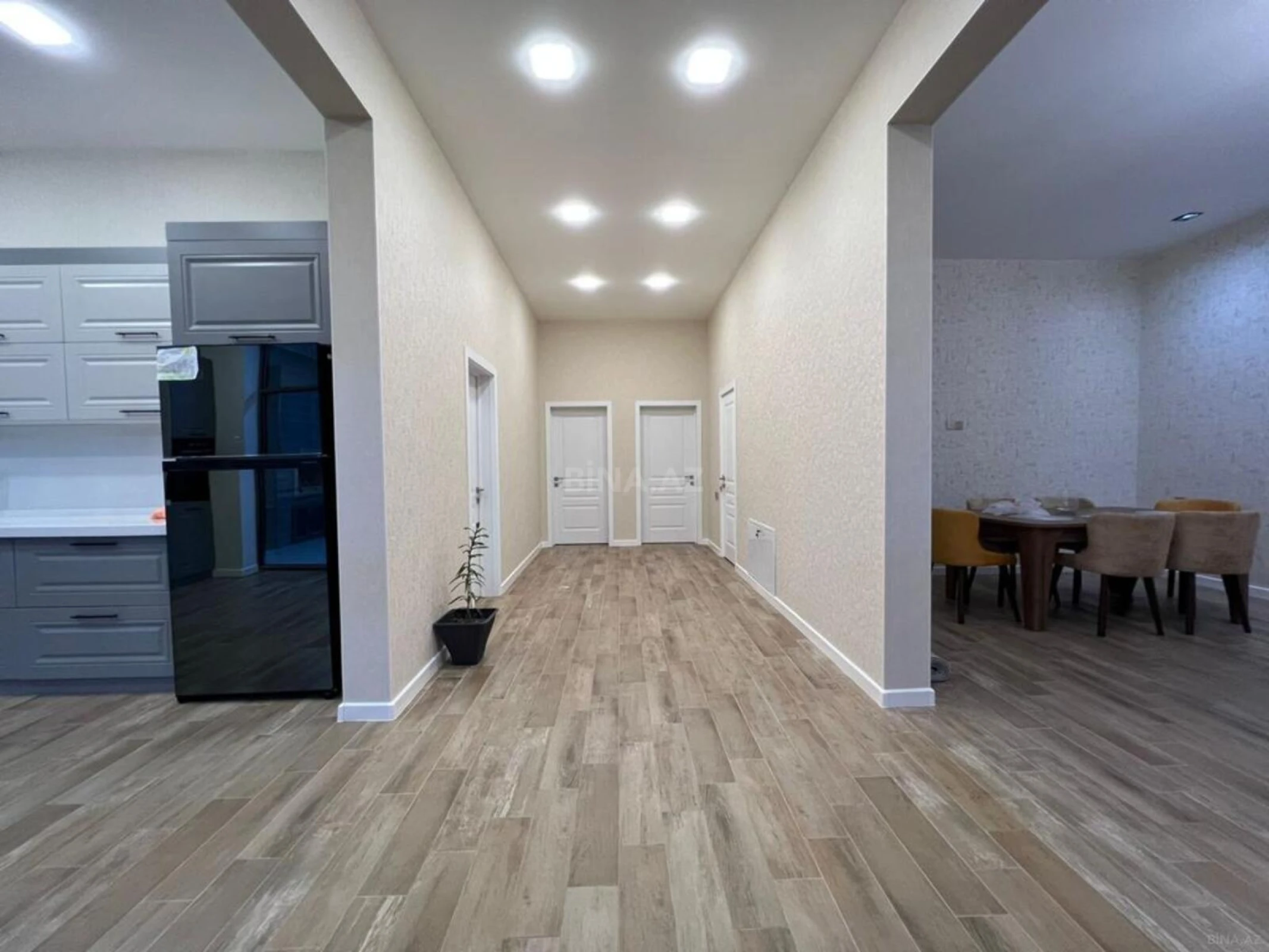 Kirayə verilir 4 otaqlı həyət evi 250 m²