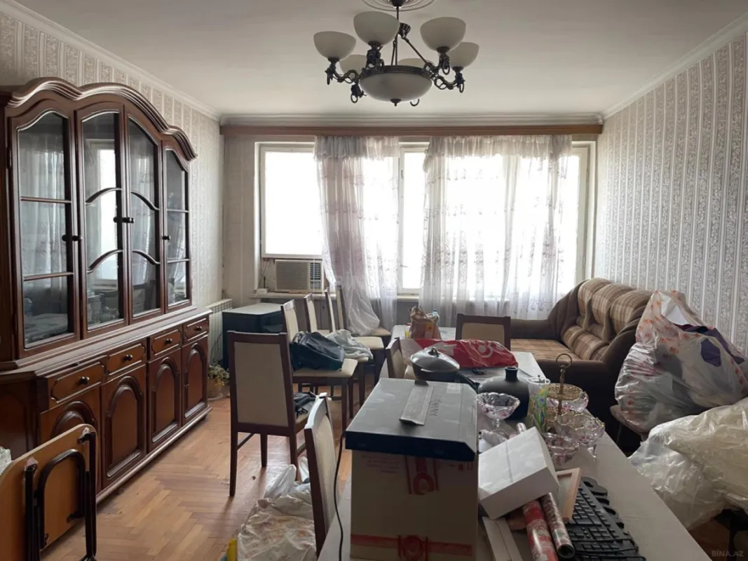 Satılır 3 otaqlı mənzil 115 m²