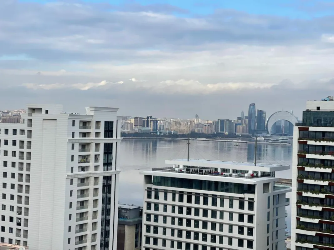 Satılır 3 otaqlı mənzil 115 m²