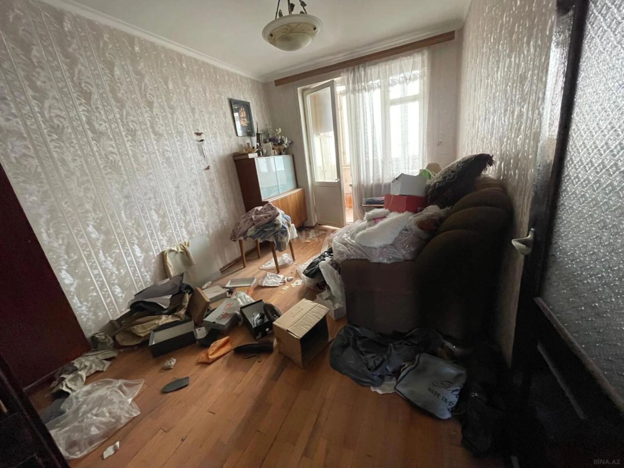 Satılır 3 otaqlı mənzil 115 m²