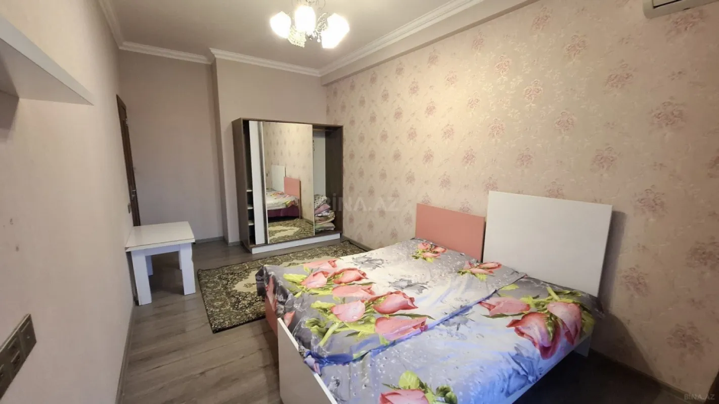 Satılır 2 otaqlı mənzil 62 m²