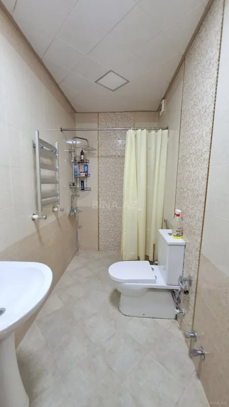 Satılır 2 otaqlı mənzil 62 m²