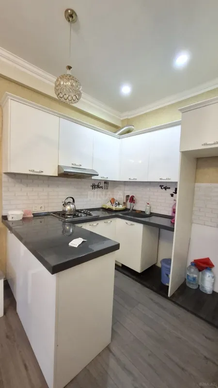 Satılır 2 otaqlı mənzil 62 m²