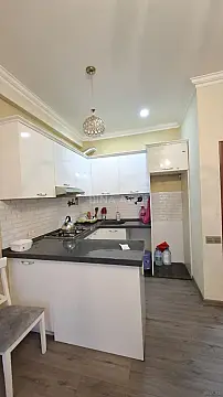 Satılır 2 otaqlı mənzil 62 m²