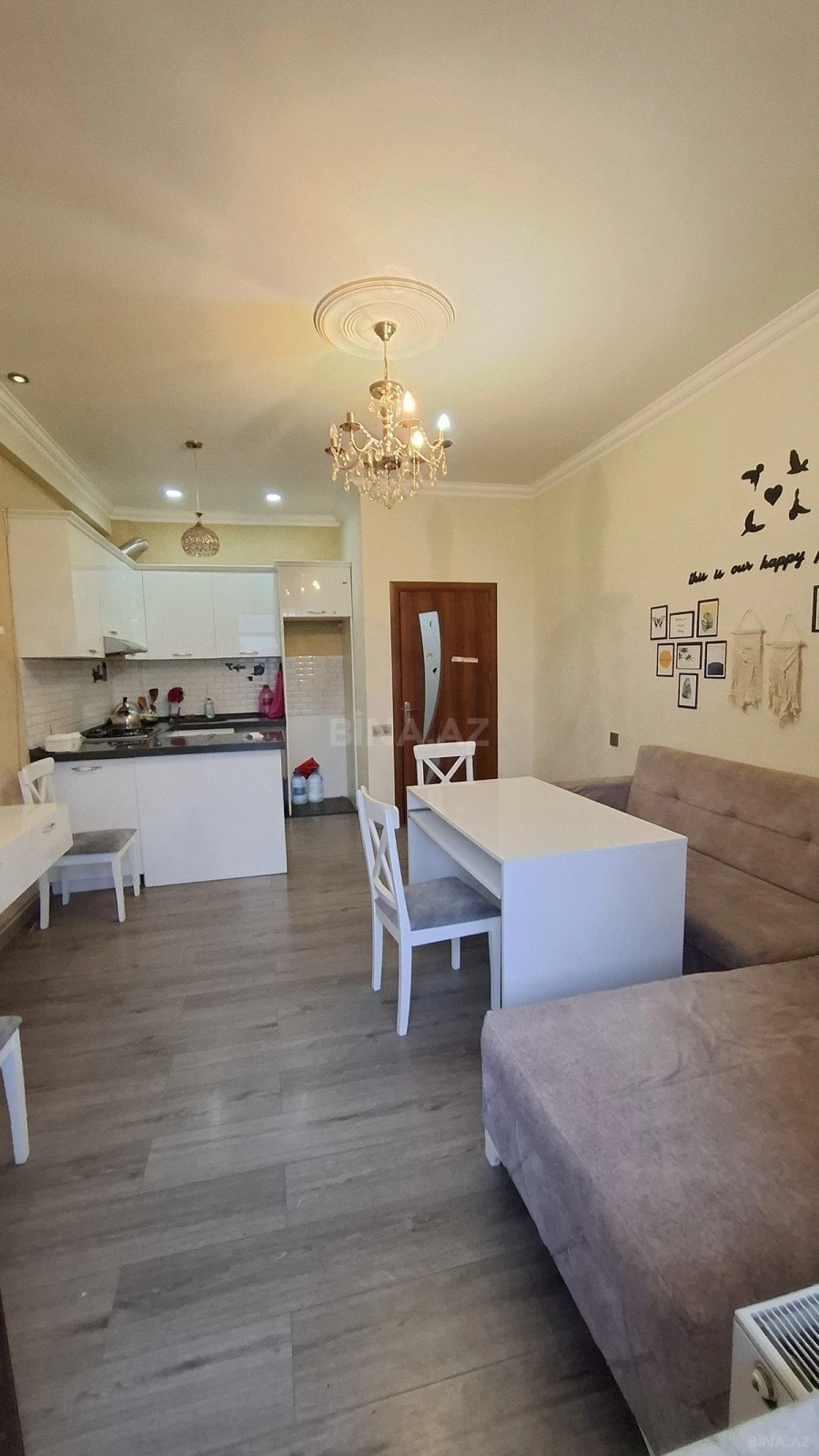 Satılır 2 otaqlı mənzil 62 m²