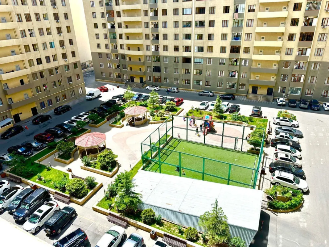 Satılır 3 otaqlı mənzil 110 m²