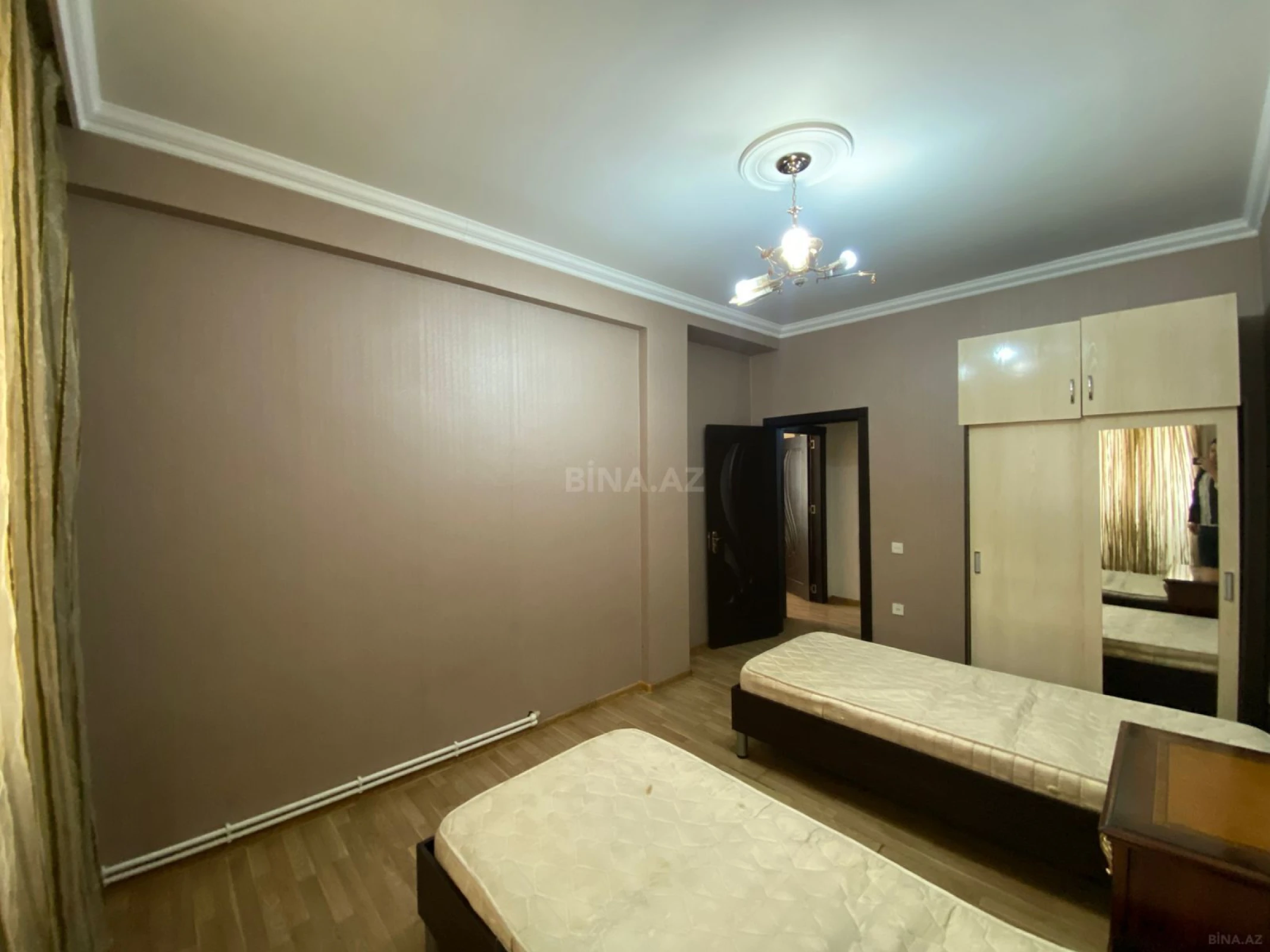 Kirayə verilir 3 otaqlı mənzil 140 m²