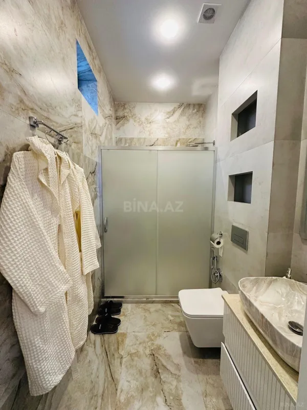 Kirayə verilir 4 otaqlı həyət evi 250 m²