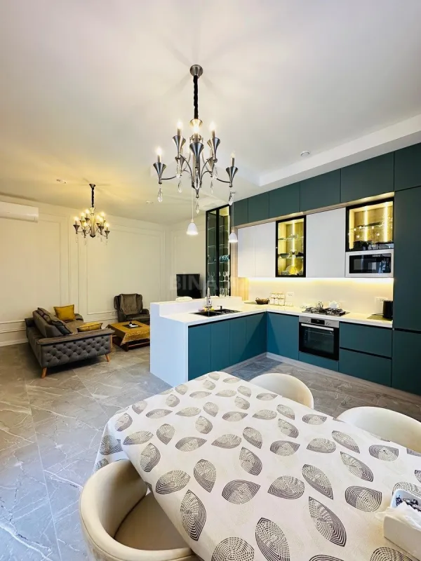 Kirayə verilir 4 otaqlı həyət evi 250 m²