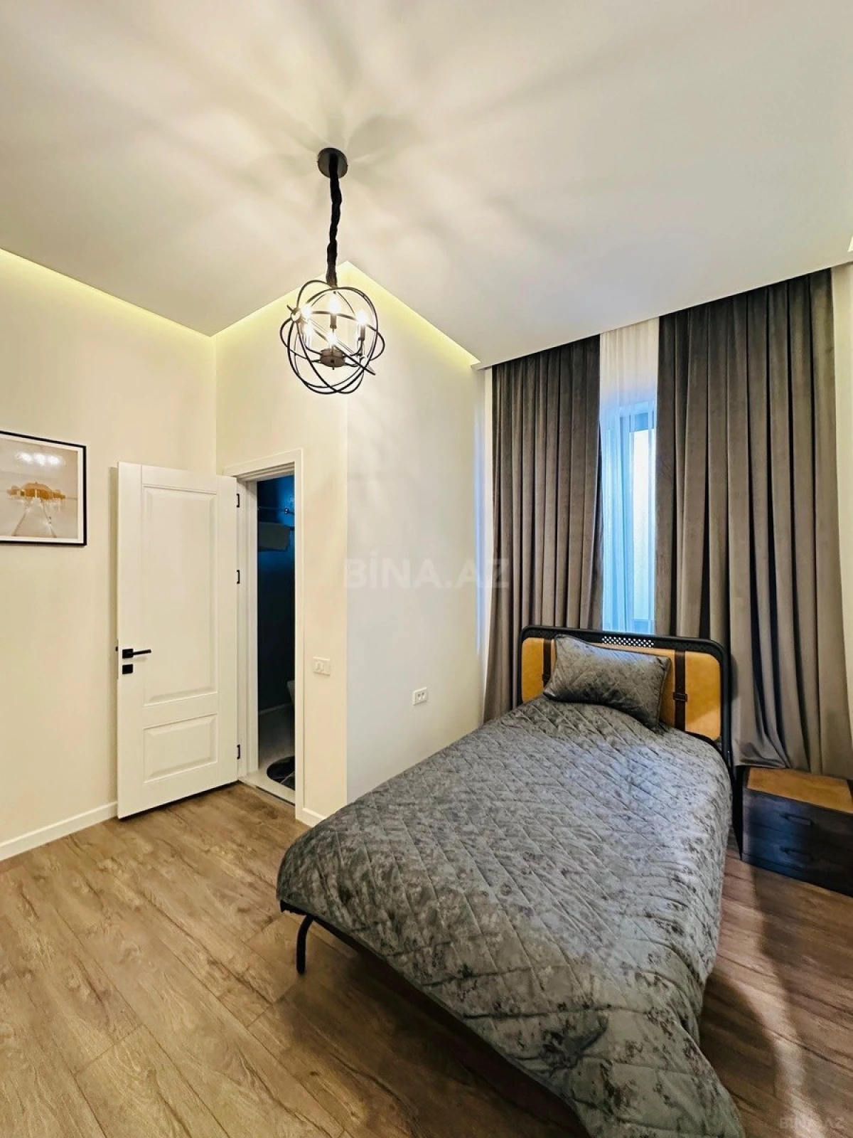Kirayə verilir 4 otaqlı həyət evi 250 m²