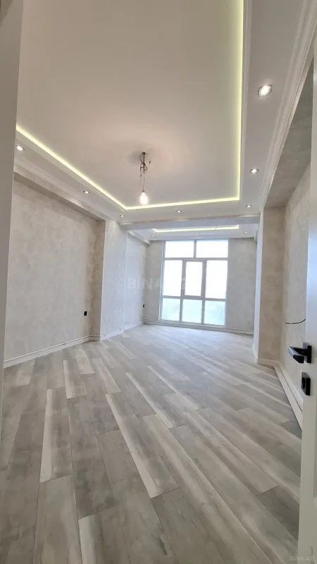Satılır 2 otaqlı mənzil 75 m²