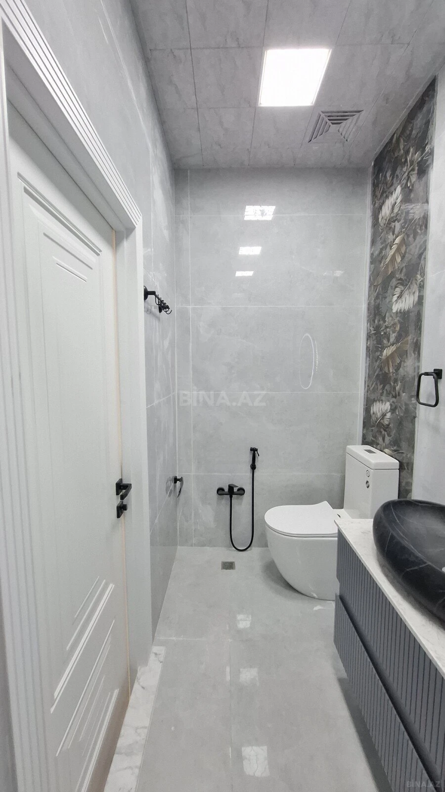 Satılır 2 otaqlı mənzil 75 m²