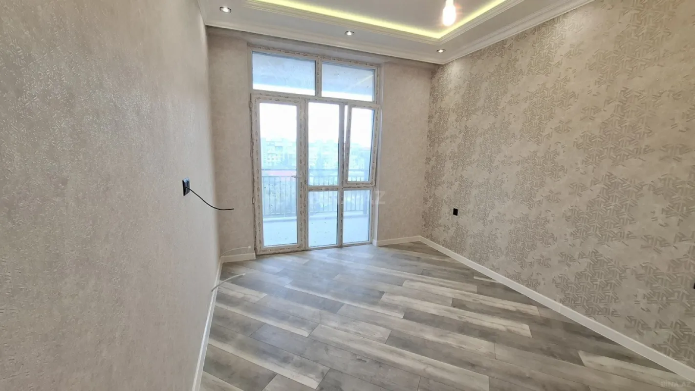 Satılır 2 otaqlı mənzil 75 m²