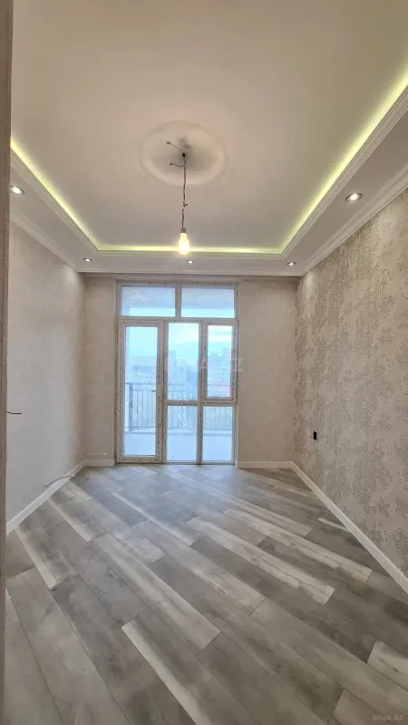 Satılır 2 otaqlı mənzil 75 m²
