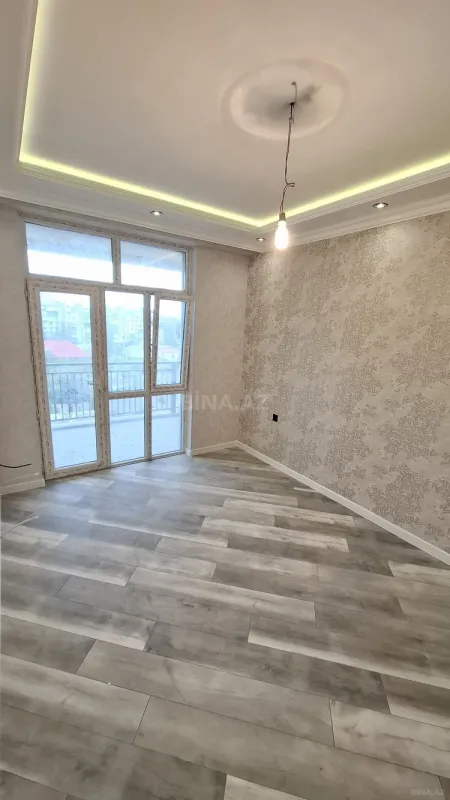 Satılır 2 otaqlı mənzil 75 m²