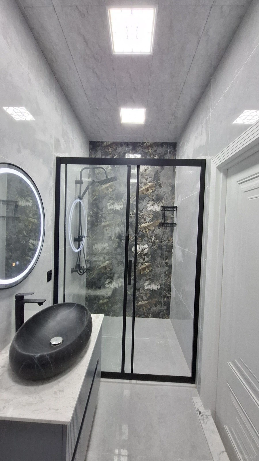 Satılır 2 otaqlı mənzil 75 m²