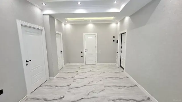 Satılır 2 otaqlı mənzil 75 m² — Bakı 2 otaq 75.00 m²