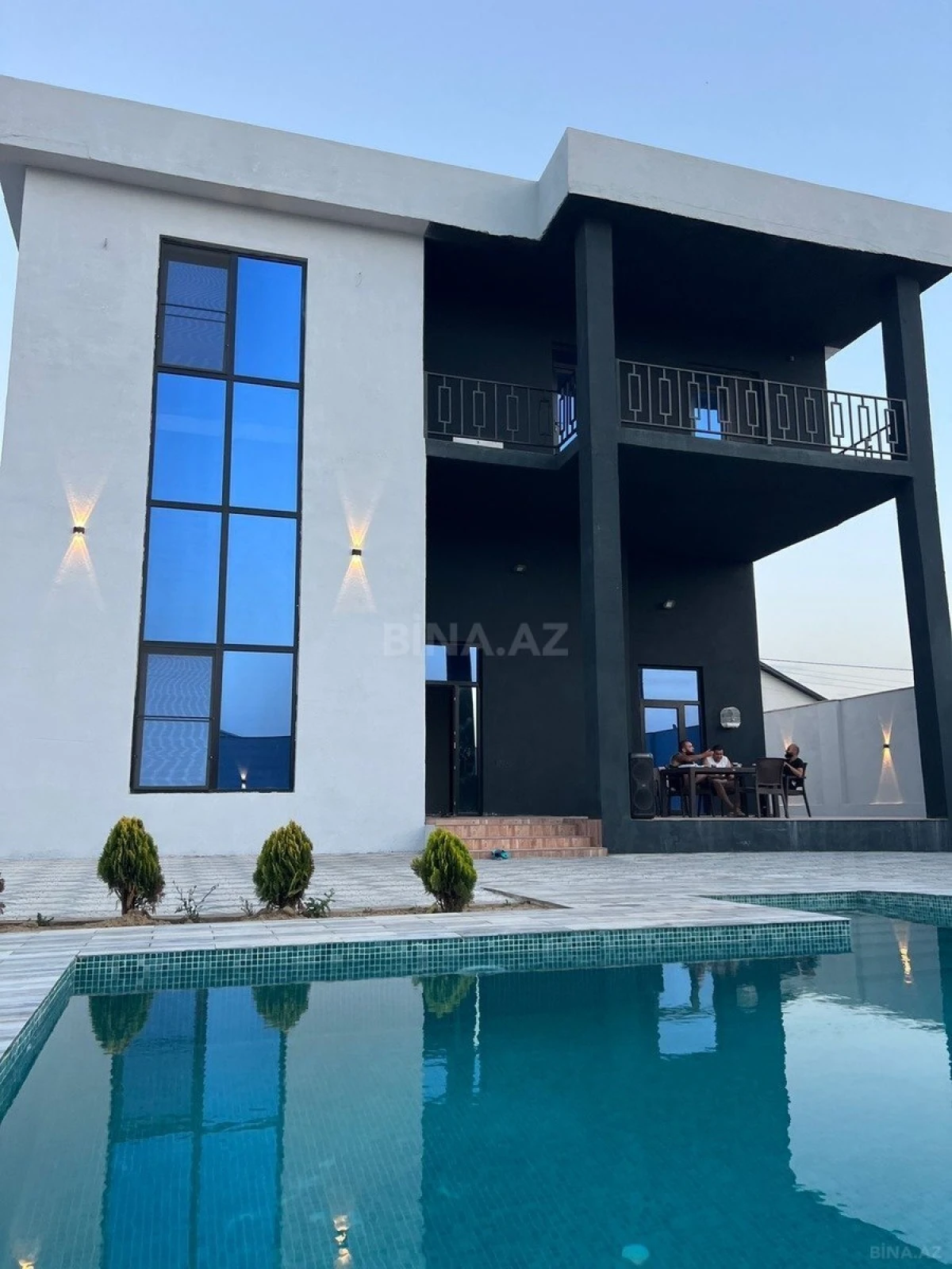 Kirayə verilir 5 otaqlı həyət evi 350 m²