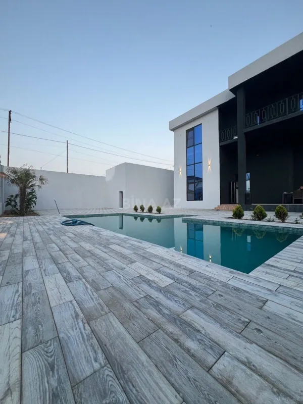 Kirayə verilir 5 otaqlı həyət evi 350 m²