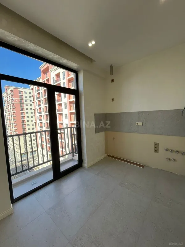 Satılır 2 otaqlı mənzil 67 m²