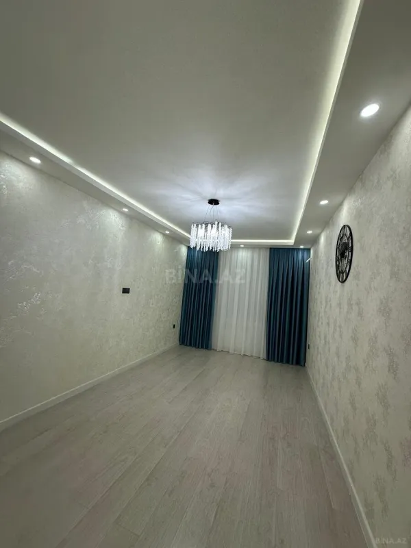Satılır 2 otaqlı mənzil 65 m²