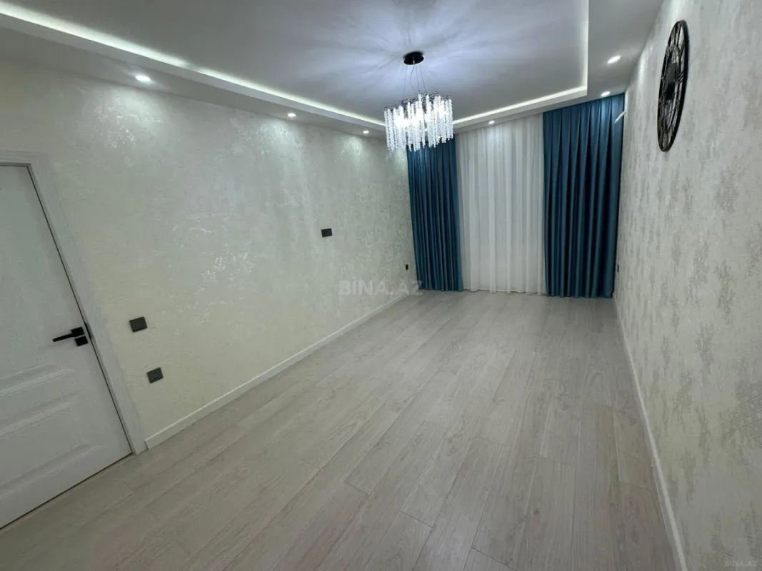 Satılır 2 otaqlı mənzil 65 m²
