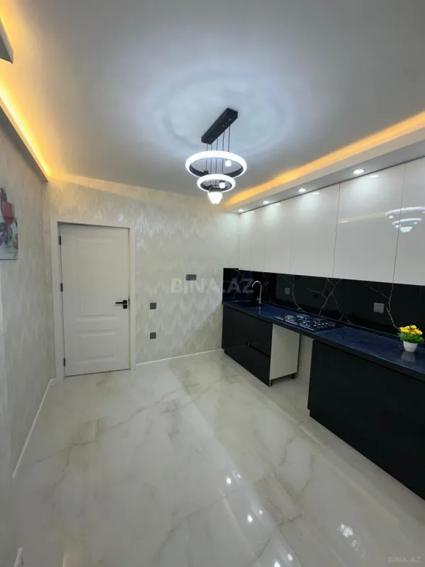 Satılır 2 otaqlı mənzil 65 m²