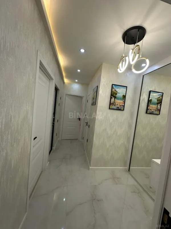 Satılır 2 otaqlı mənzil 65 m²