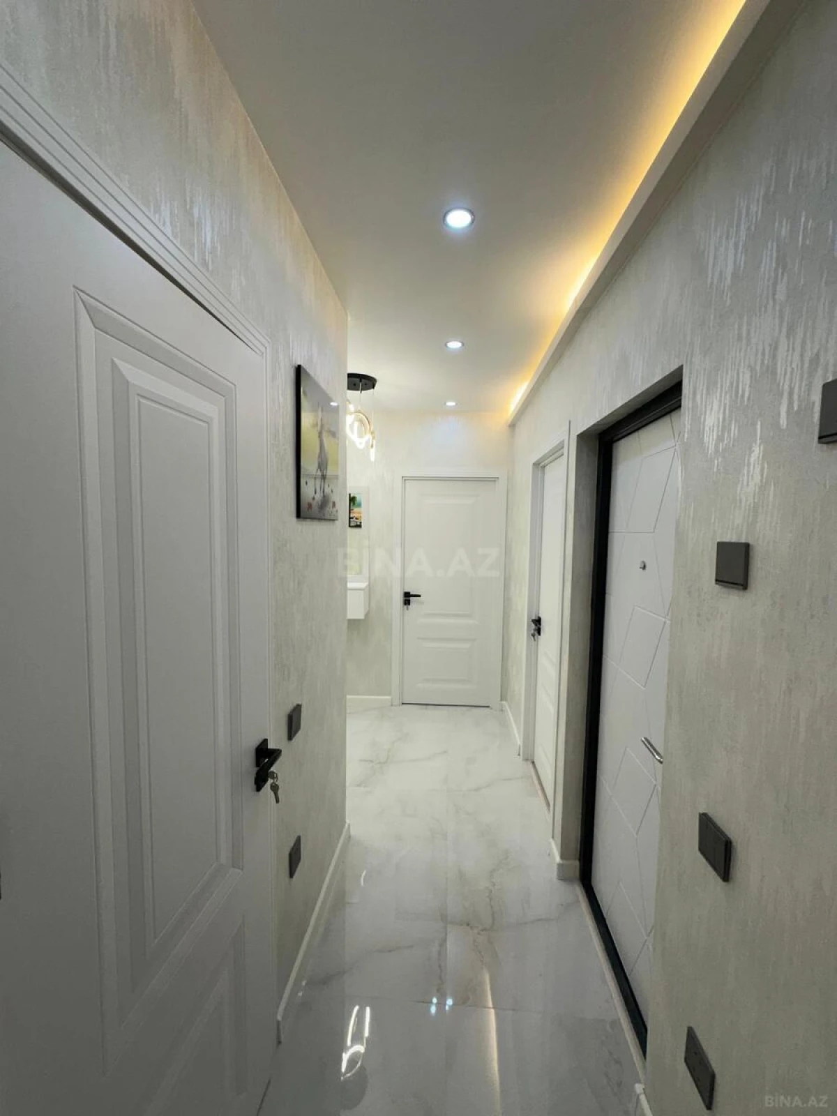 Satılır 2 otaqlı mənzil 65 m²