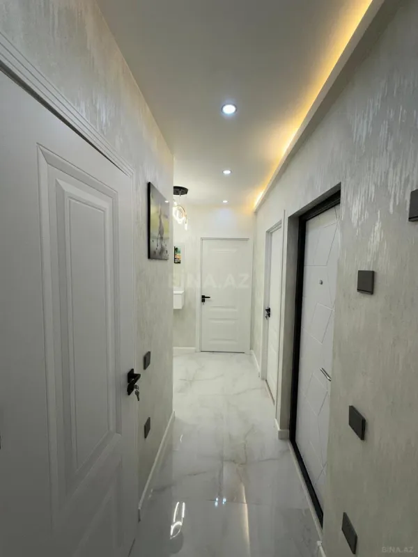 Satılır 2 otaqlı mənzil 65 m²