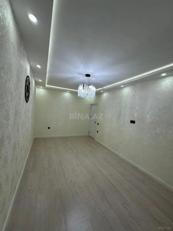 Satılır 2 otaqlı mənzil 65 m²