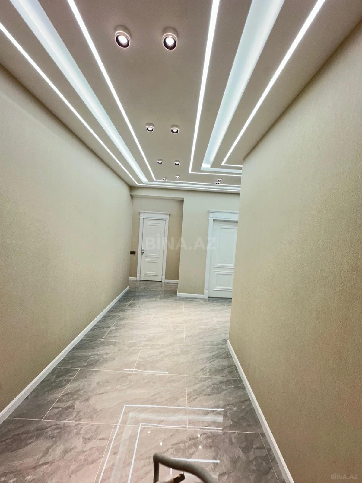 Satılır 3 otaqlı mənzil 100 m²