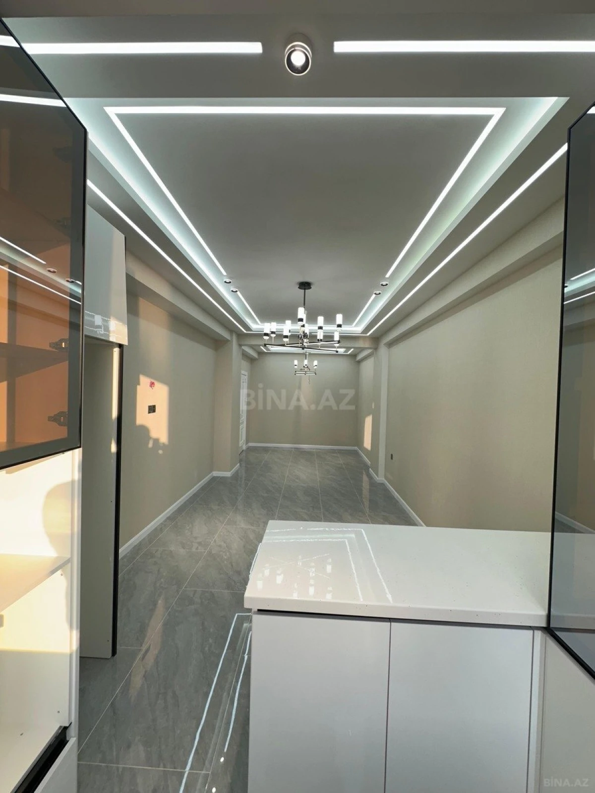 Satılır 3 otaqlı mənzil 100 m²