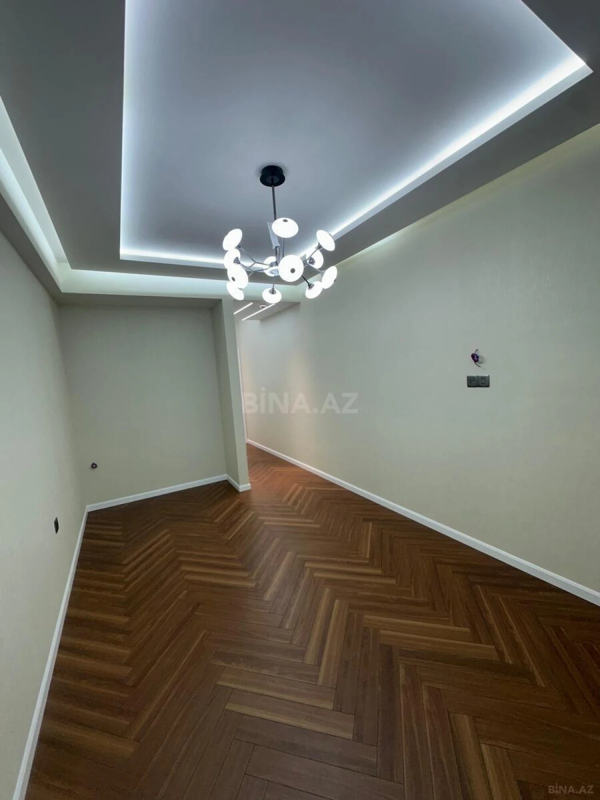 Satılır 3 otaqlı mənzil 100 m²