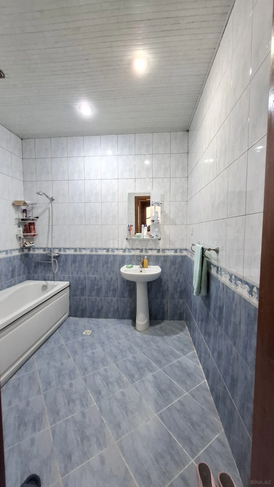 Satılır 3 otaqlı mənzil 130 m²