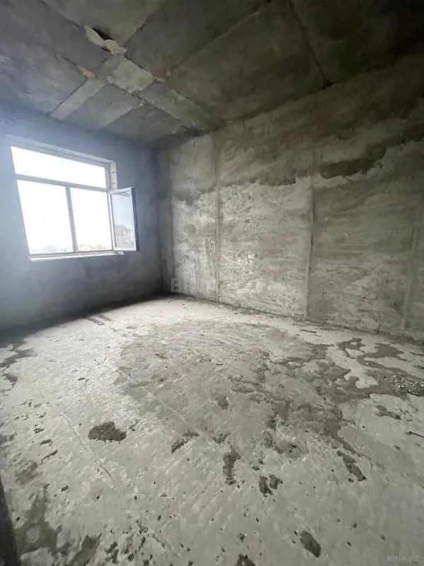 Satılır 5 otaqlı həyət evi 200 m²