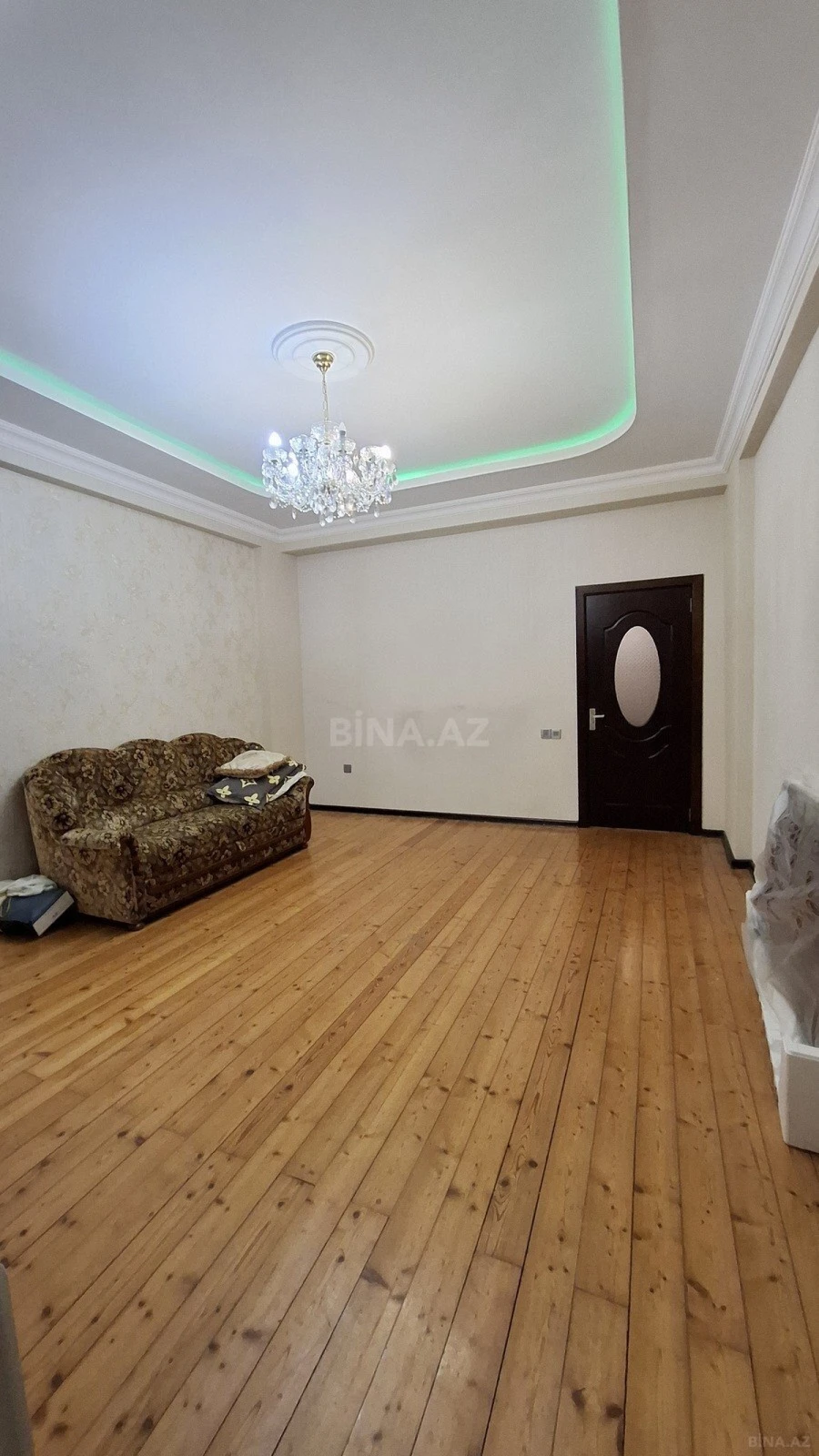 Satılır 2 otaqlı mənzil 70 m²
