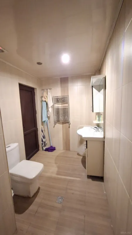 Satılır 2 otaqlı mənzil 70 m²