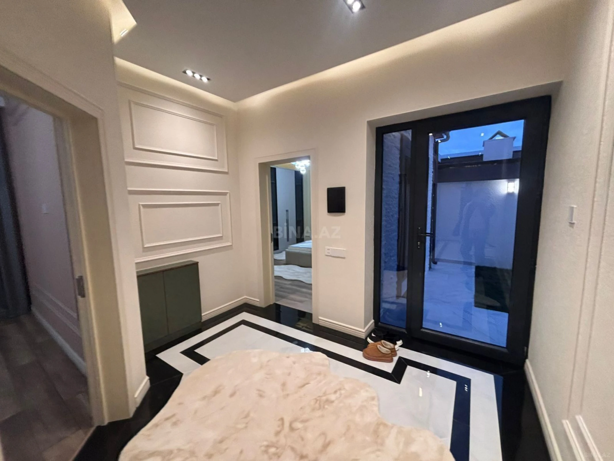 Satılır 4 otaqlı həyət evi 165 m²