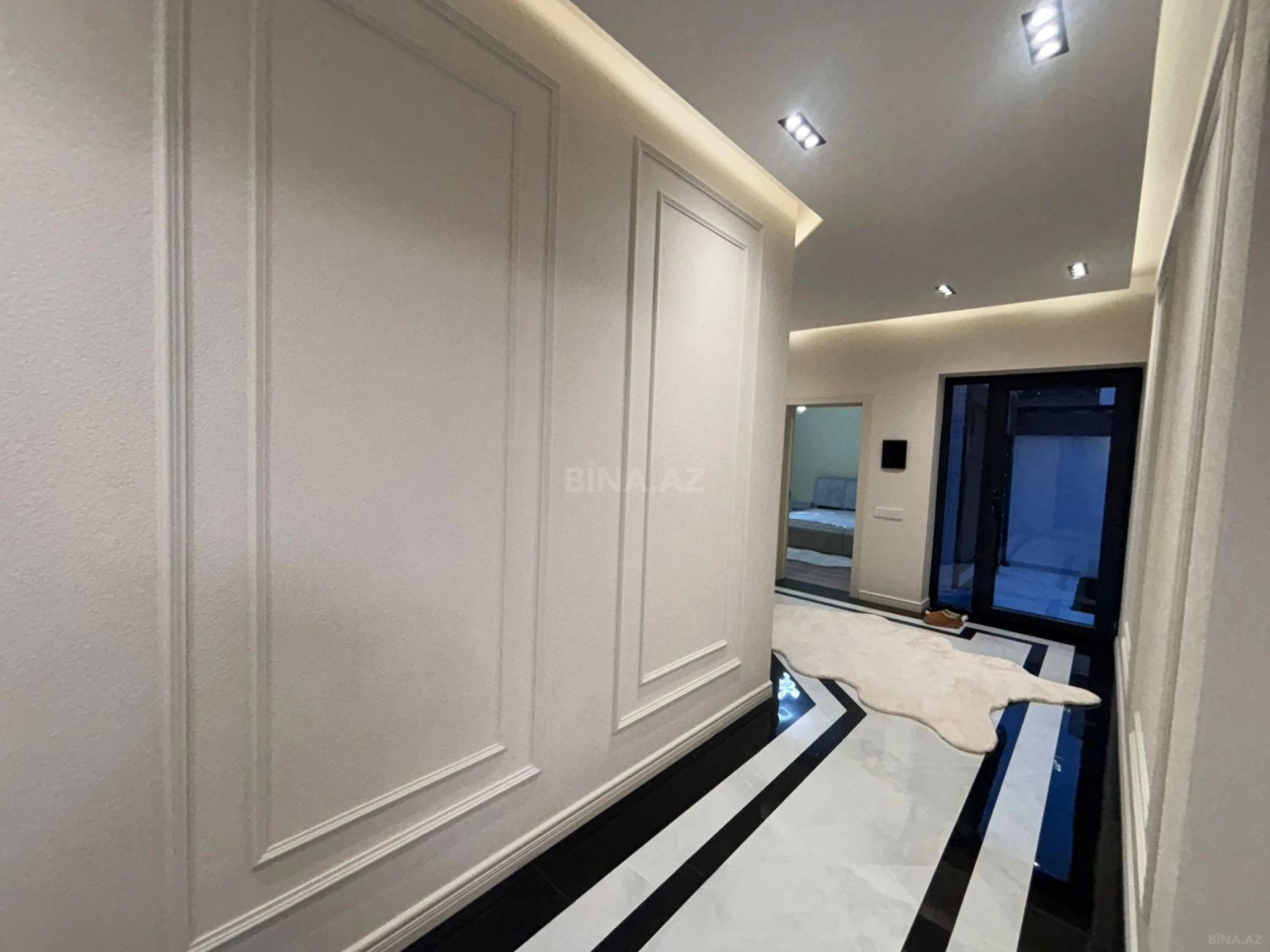 Satılır 4 otaqlı həyət evi 165 m²