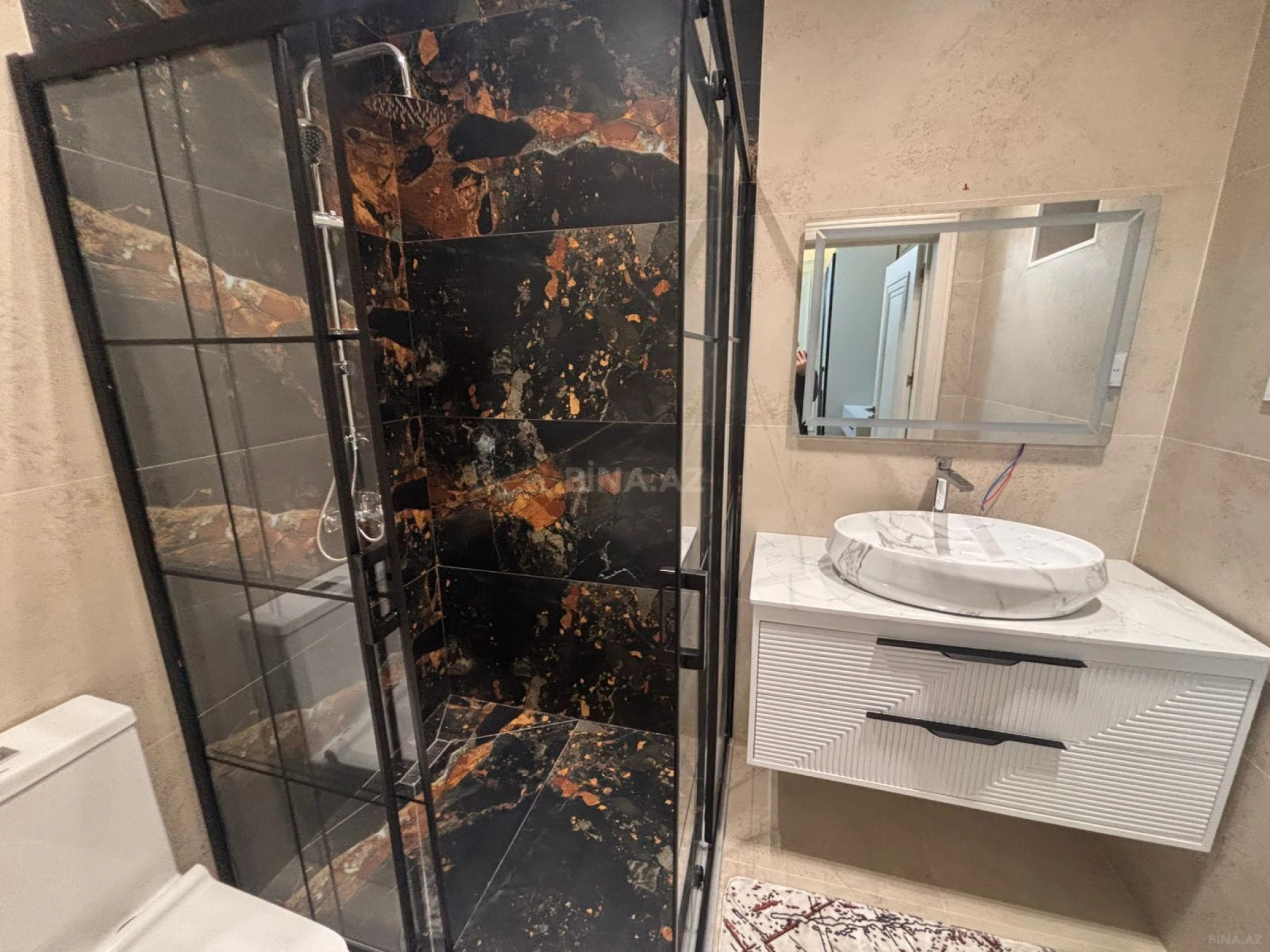 Satılır 4 otaqlı həyət evi 165 m²