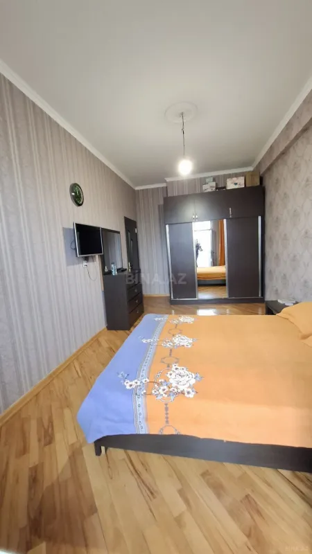 Satılır 2 otaqlı mənzil 65 m²