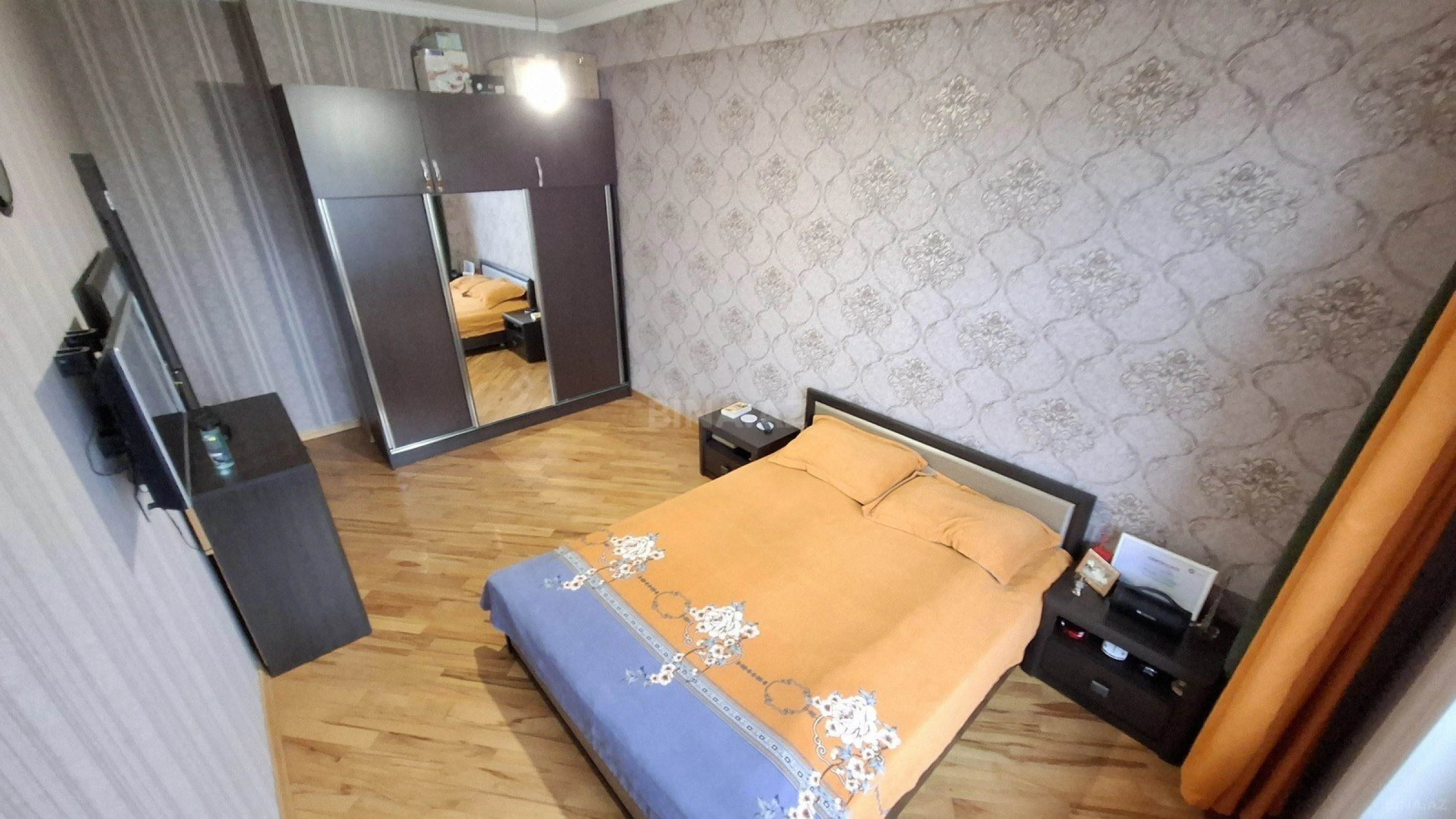 Satılır 2 otaqlı mənzil 65 m²