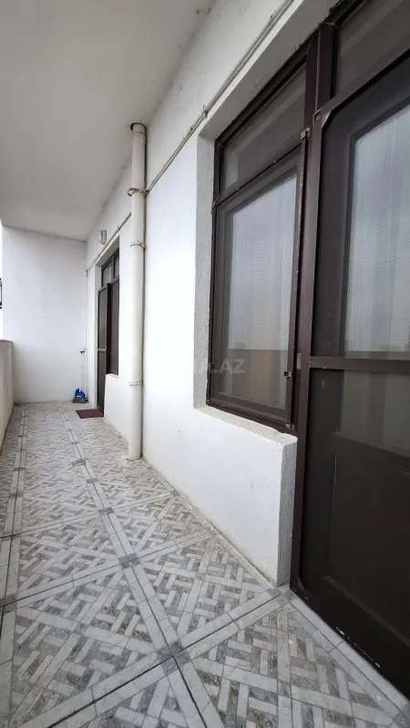 Satılır 2 otaqlı mənzil 65 m²