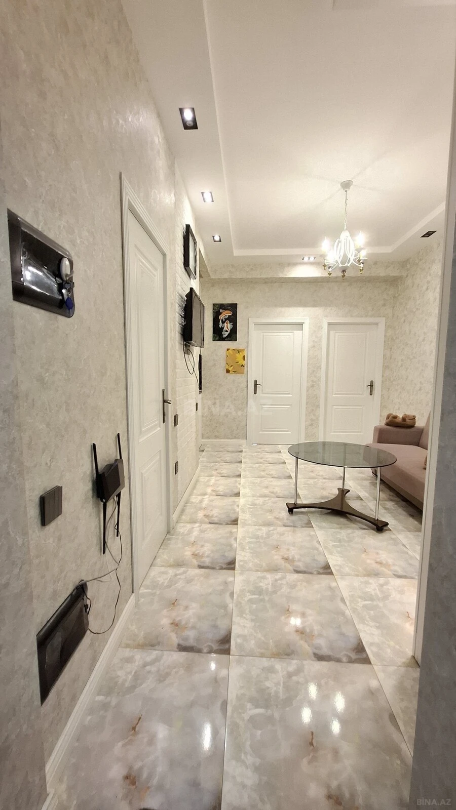 Satılır 2 otaqlı mənzil 67 m²