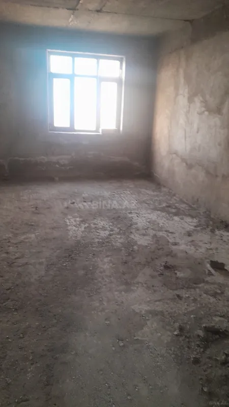 Satılır 3 otaqlı mənzil 129 m²