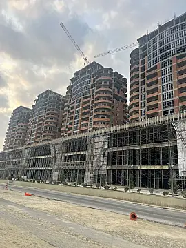 Satılır 3 otaqlı mənzil 129 m²